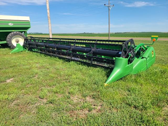 Image of John Deere 630F equipment image 1