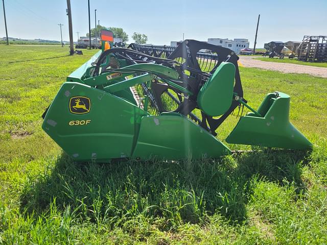 Image of John Deere 630F equipment image 4