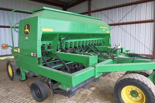 Image of John Deere 1590 equipment image 3