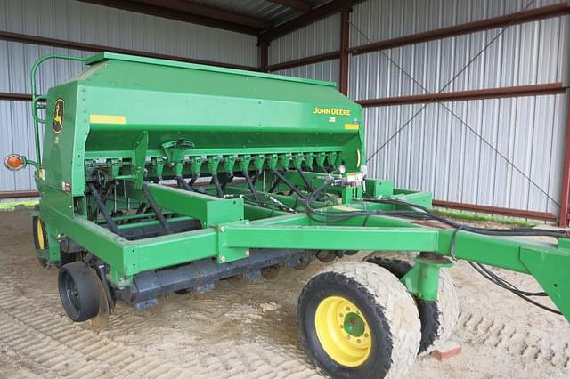 Image of John Deere 1590 equipment image 2