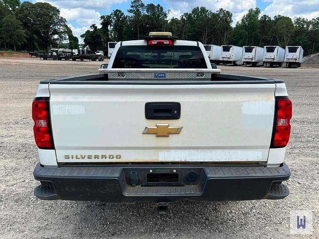 Image of Chevrolet 1500 equipment image 4