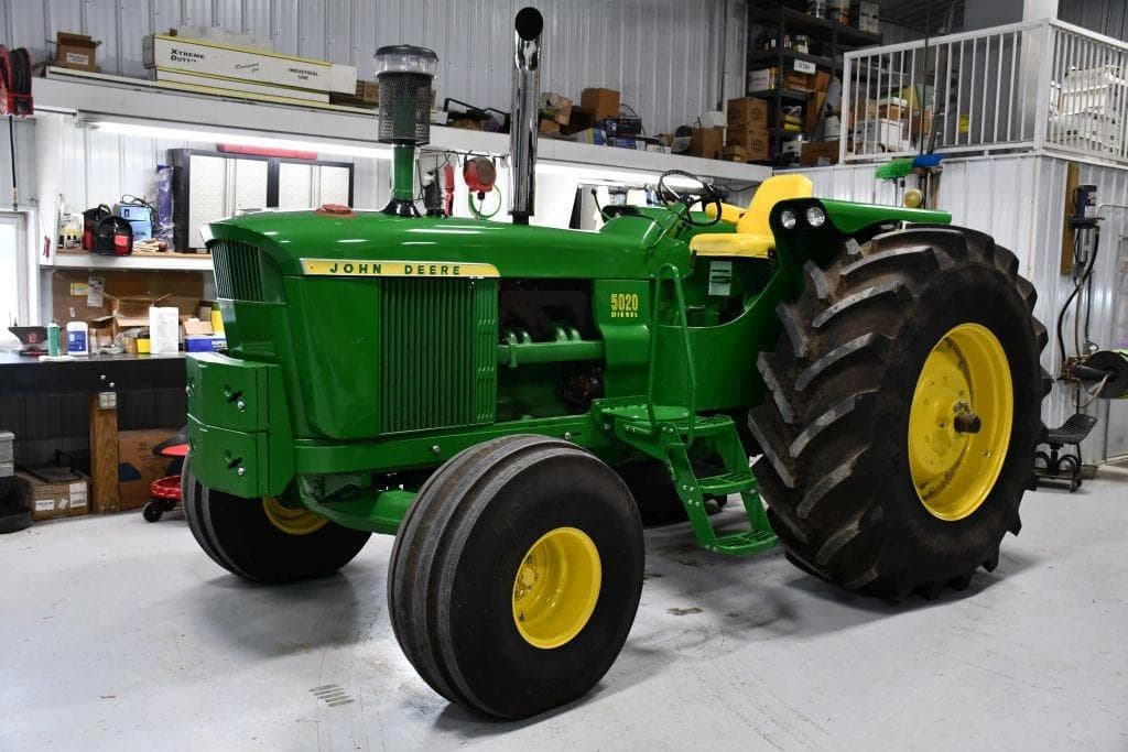 Image of John Deere 5020 Primary image