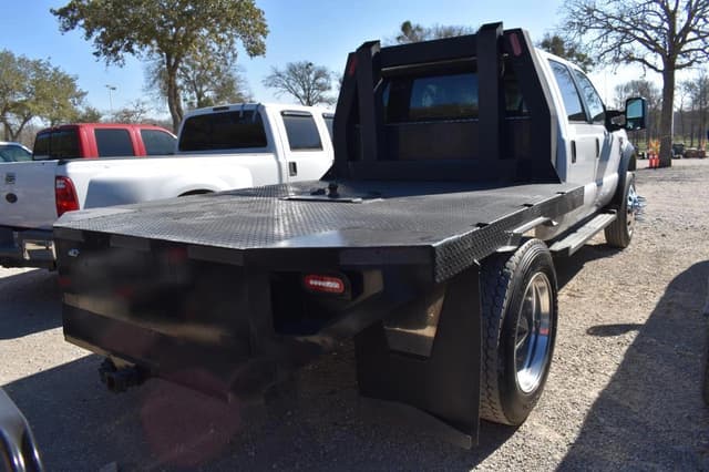 Image of Ford F-550 equipment image 2