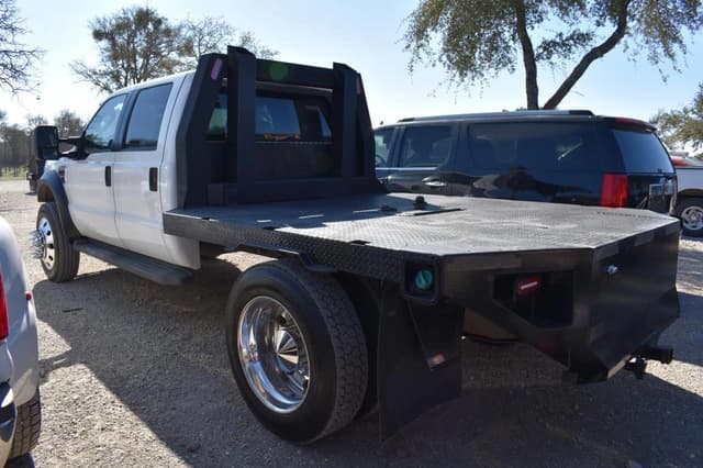 Image of Ford F-550 equipment image 3