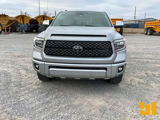 Image of Toyota Tundra equipment image 1
