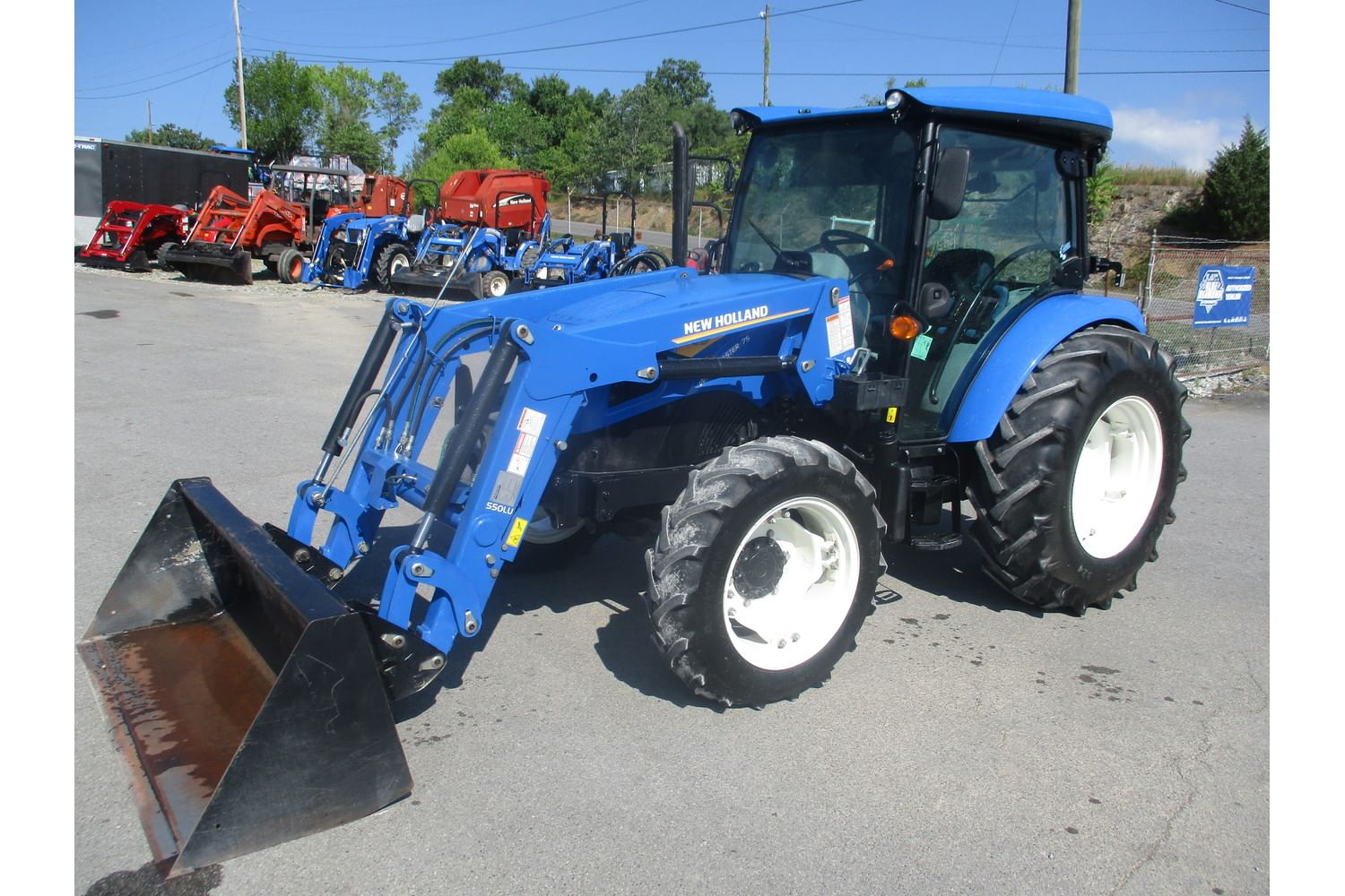 2017 New Holland Workmaster 35 Equipment Image0