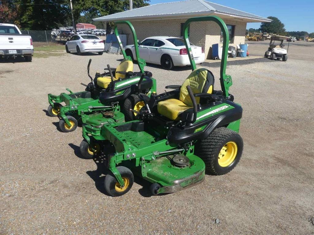 John Deere Z915E Equipment Image0