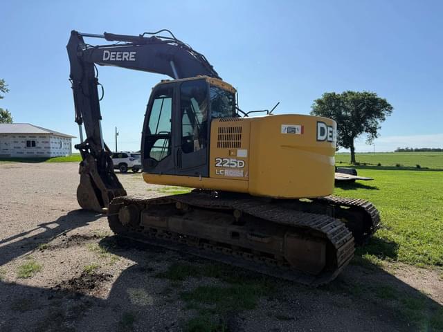 Image of John Deere 225DLC equipment image 2
