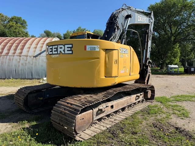 Image of John Deere 225DLC equipment image 4