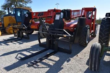 Main image JLG 10054