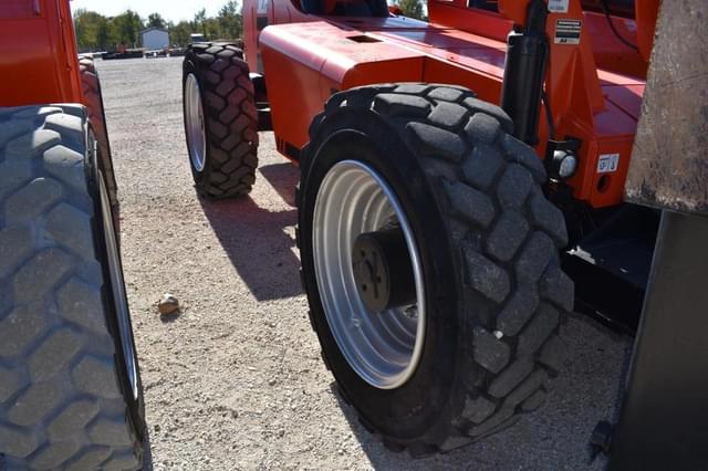 Image of JLG 10054 equipment image 3