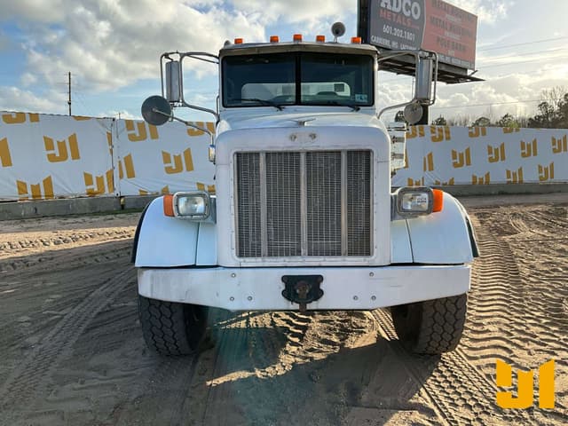 Image of Peterbilt 357 equipment image 1