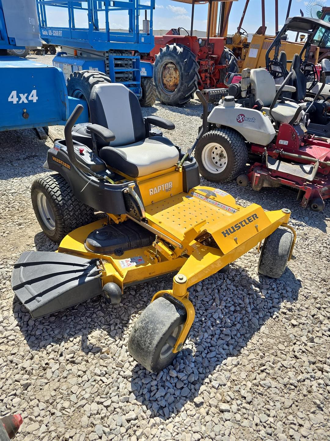 Image of Hustler Raptor SD Primary image
