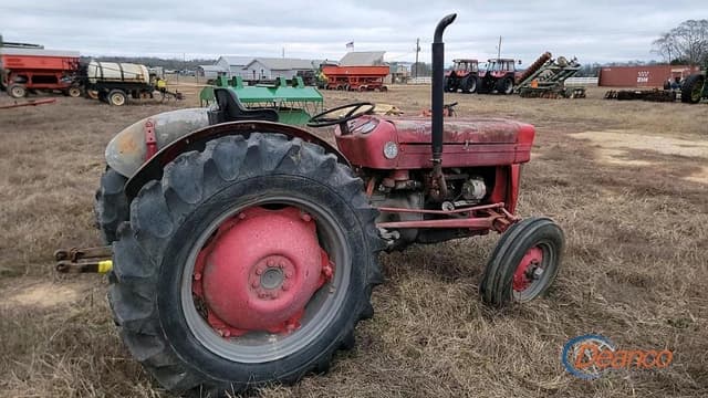 Image of Massey Ferguson 135 equipment image 1