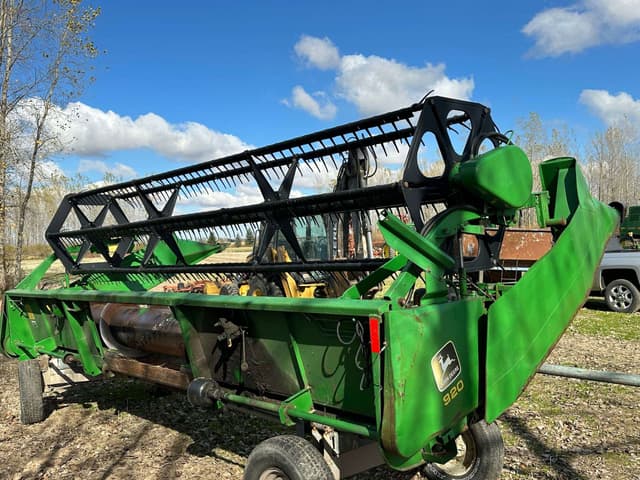 Image of John Deere 920F equipment image 4