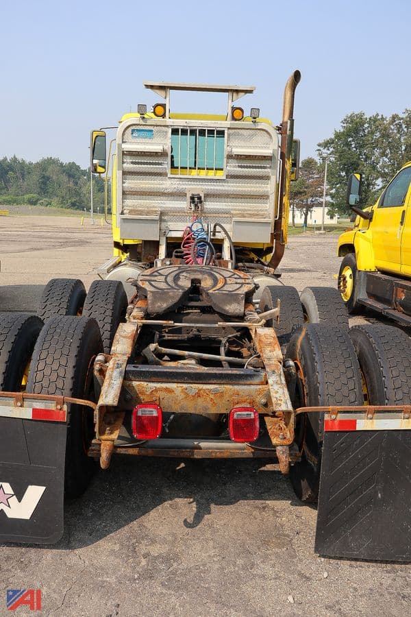Image of Western Star 4700SF equipment image 3