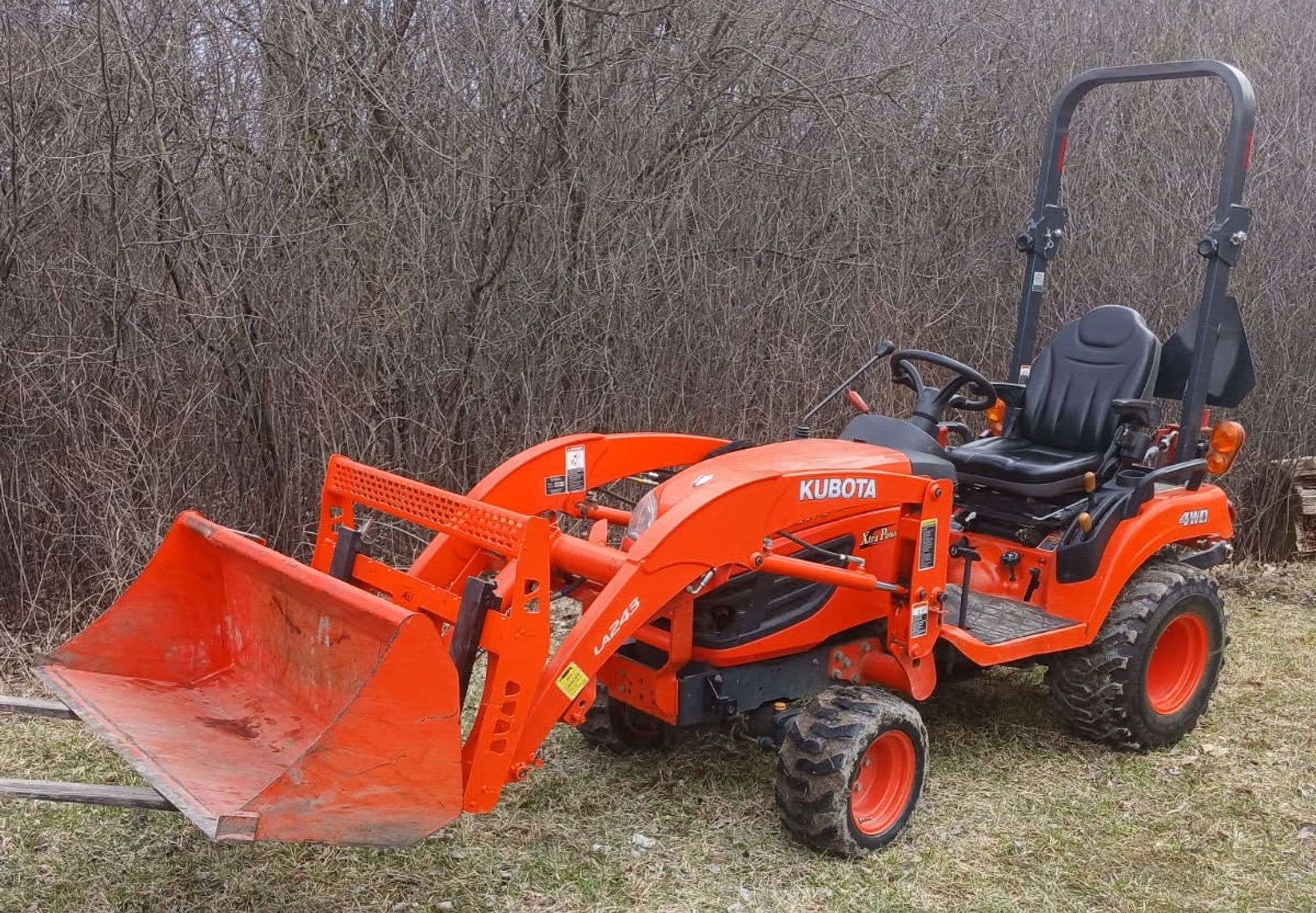 Kubota BX2670 Equipment Image0