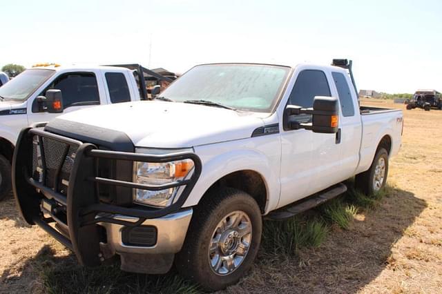 Image of Ford F-250 equipment image 3