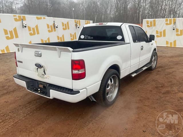 Image of Ford F-150 equipment image 4