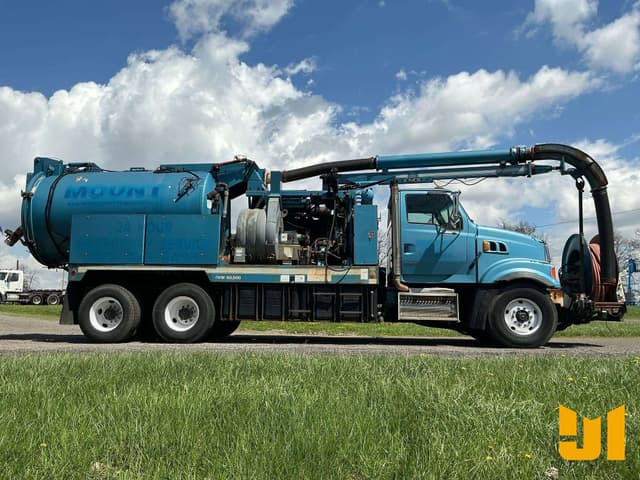 Image of Sterling L8500 equipment image 3