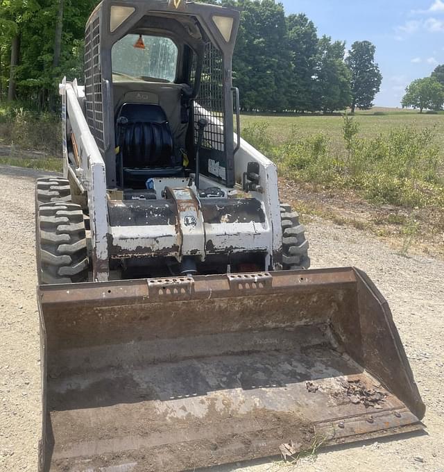 Image of Bobcat 763 equipment image 2