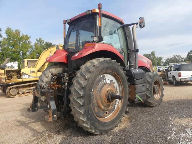 Image of Case IH Magnum 235 equipment image 2