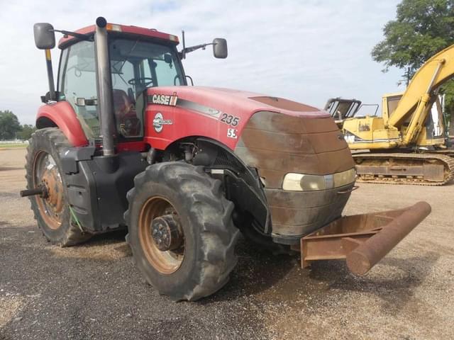 Image of Case IH Magnum 235 equipment image 1