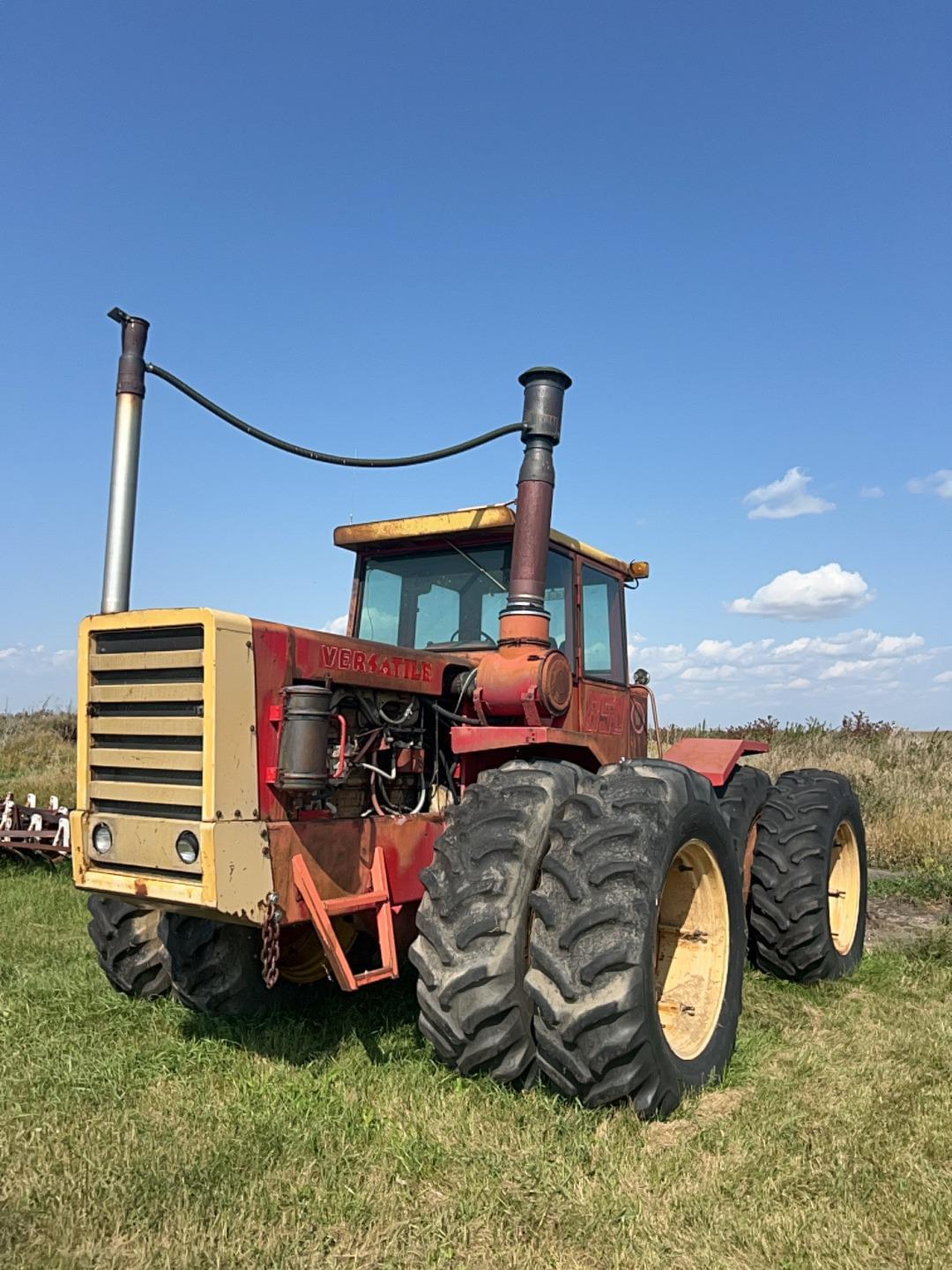 Image of Versatile 850 Primary image