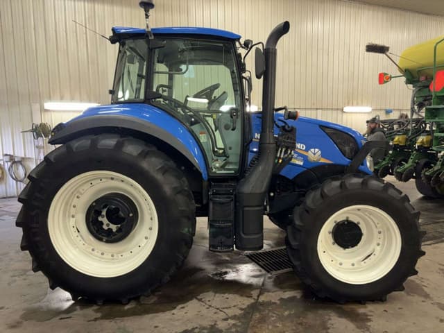 Image of New Holland T5.120 equipment image 2