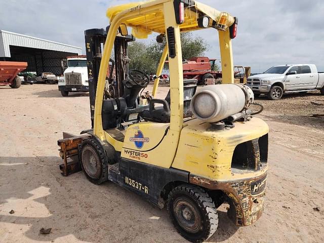 Image of Hyster H50FT equipment image 4