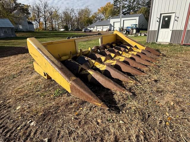 Image of New Holland 974 equipment image 3