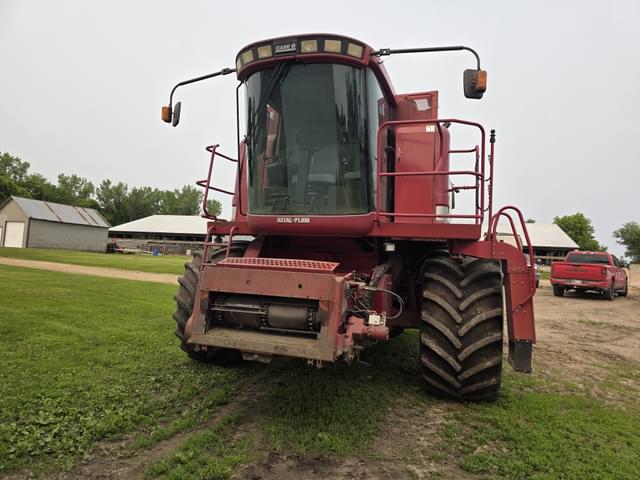 Image of Case IH 2388 equipment image 2