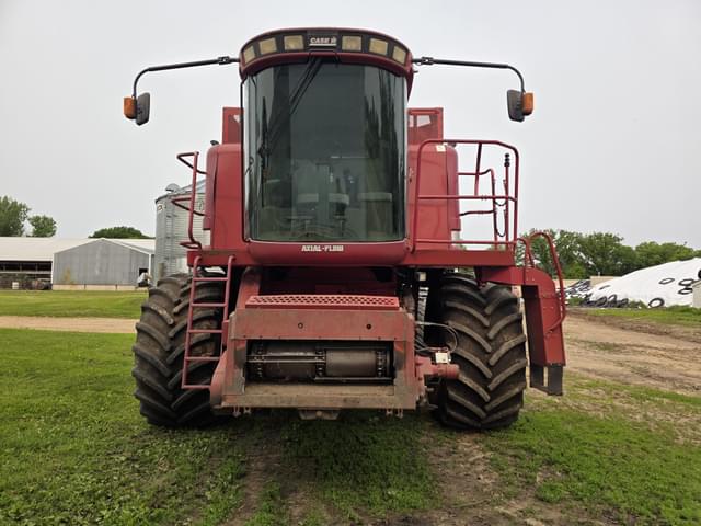 Image of Case IH 2388 equipment image 3