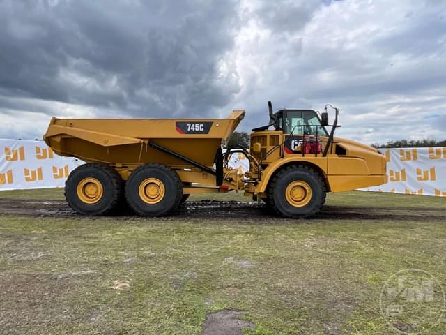 Image of Caterpillar 745C equipment image 3