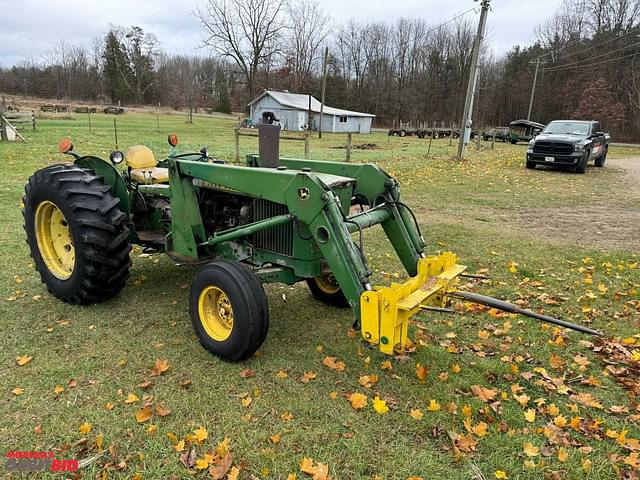 Image of John Deere 2030 equipment image 4