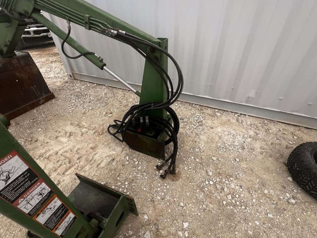 Image of John Deere 620 equipment image 1