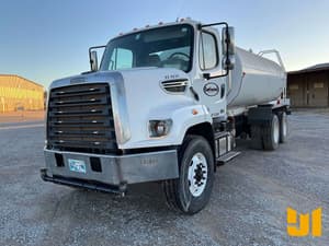 2013 Freightliner 108SD Image