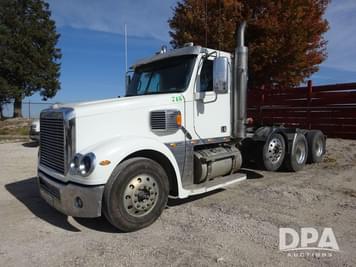 Main image Freightliner Coronado