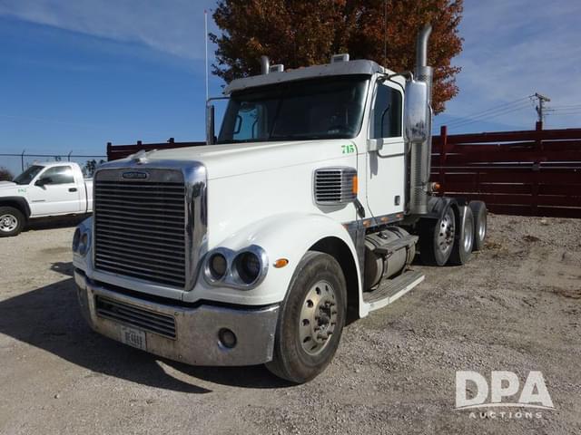 Image of Freightliner Coronado equipment image 2