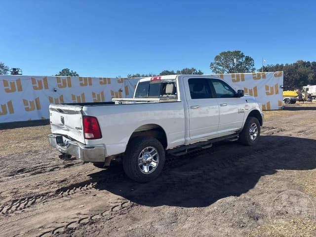 Image of Dodge Ram 2500 equipment image 4