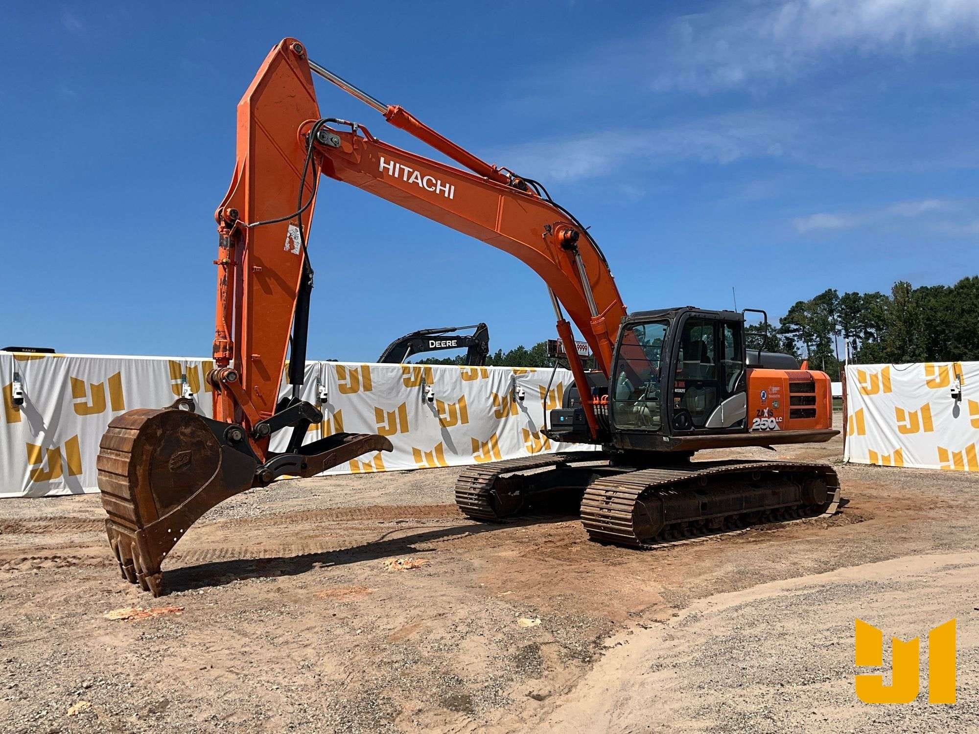 2018 Hitachi ZX250LC Equipment Image0