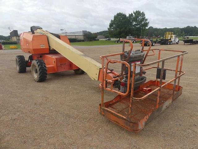 Image of JLG 600S equipment image 1