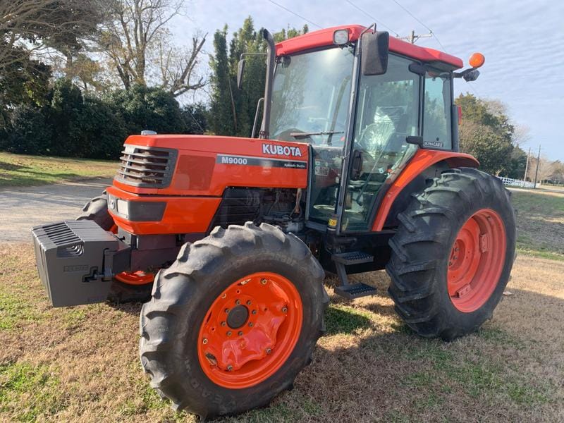 Main image Kubota M9000