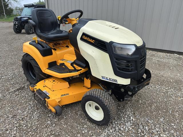 Image of Cub Cadet GTX 2100 equipment image 1