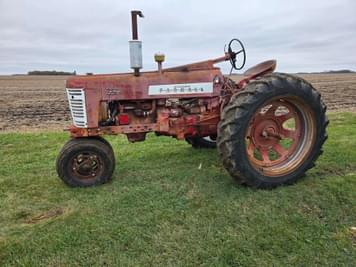Main image Farmall 350