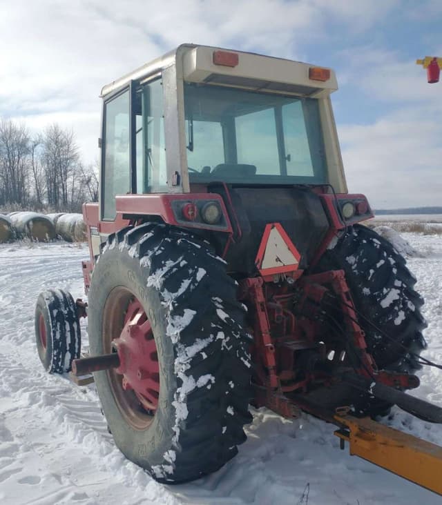 Image of International Harvester 1586 equipment image 3