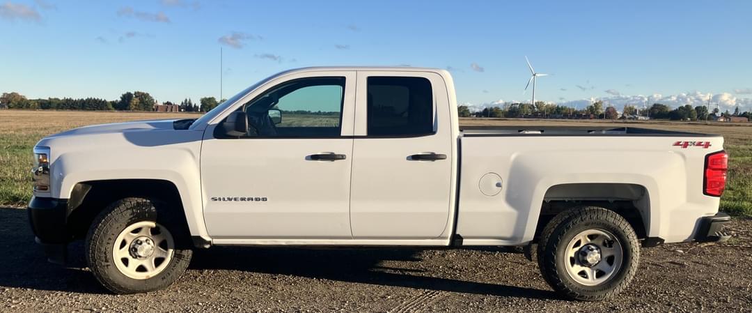 Image of Chevrolet 1500 Primary image