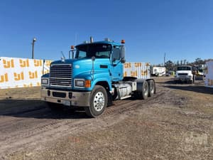 2016 Mack CHU613 Image