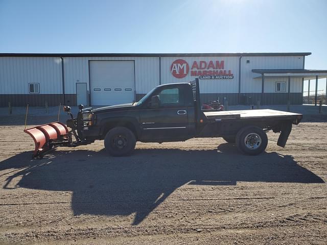 Image of Chevrolet 2500 equipment image 4