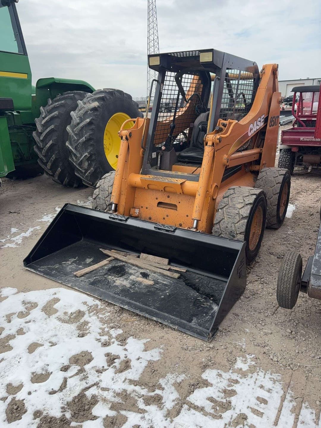 Image of Case 85XT Primary image